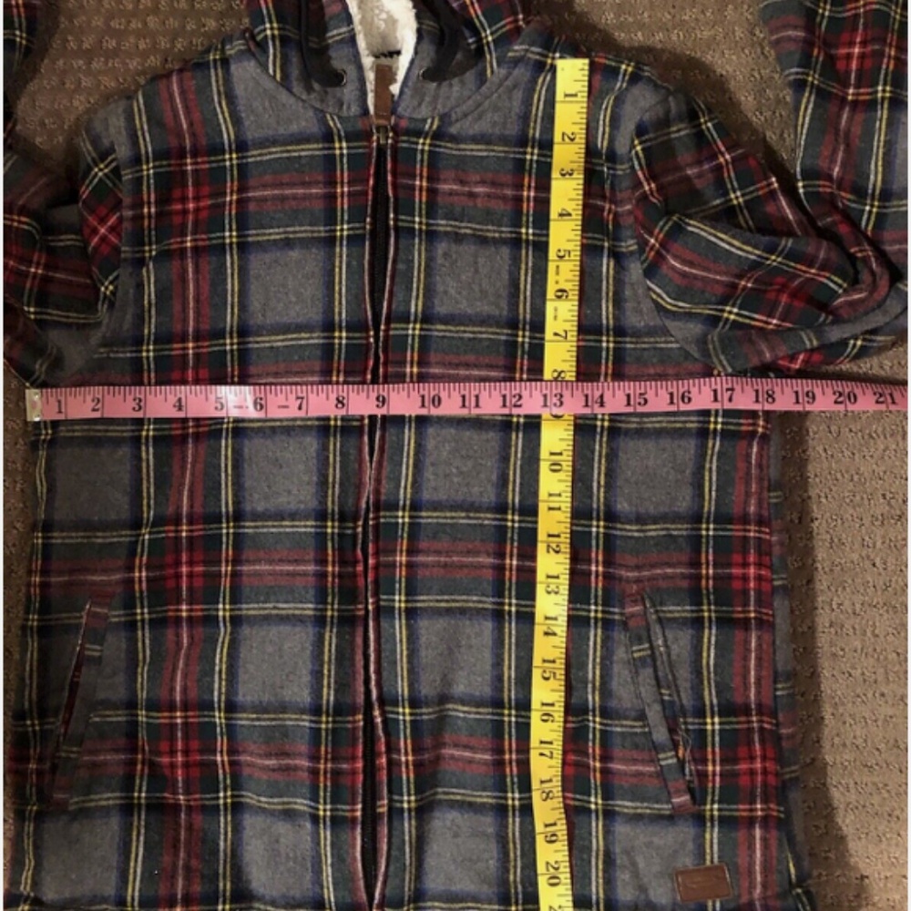 LL Bean Gray Plaid Sherpa Lined Full Zip Flannel Relaxed Fit Shacket Women's XS - Picture 3 of 12